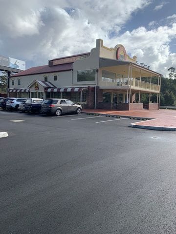 Heatherbrae Pies opens at Ourimbah